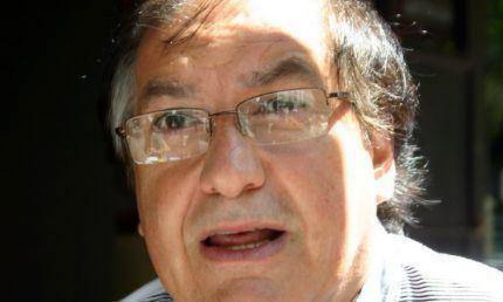 �Tato� Serebrinsky: �Si yo fuera Pulti, no andar�a limosneando para que funcione la ciudad�