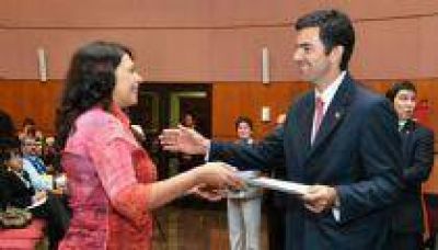 El Gobernador Urtubey destac� el valor de la capacitaci�n en una entrega de certificados de la EAP 