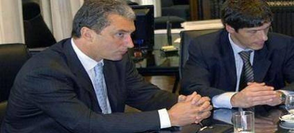 Jos� Scioli tambi�n cuestion� duro a la 'dupla' opositora del PJ Disidente