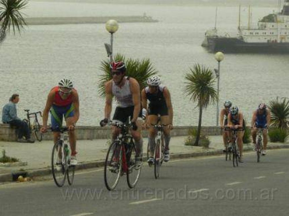 Este domingo, se corre el Triatl�n Ol�mpico Mar del Plata 2012