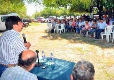 Comienza el proceso de mensura y regularizaci�n de m�s de 260 familias del ex Campo Tiro 