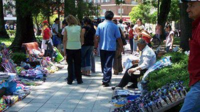 Empresarios exigen que �de una buena vez� se cumpla la sentencia para erradicar a los ambulantes  
