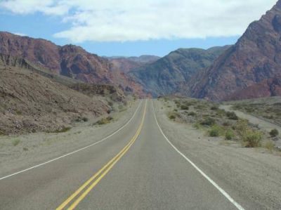 Vialidad Nacional contin�a con las obras en la Ruta Nacional N� 60  