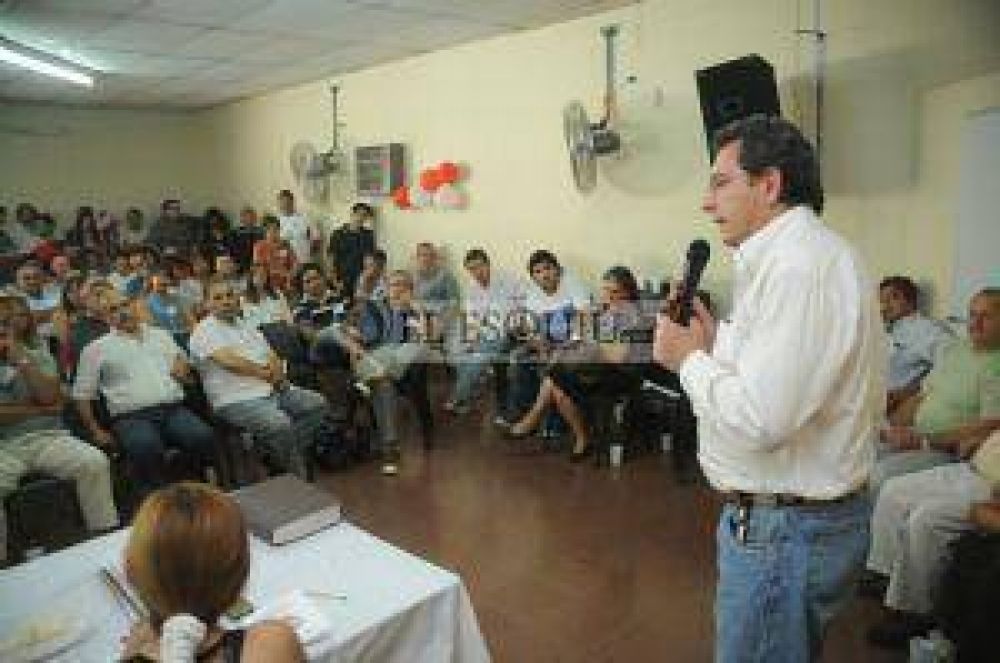 Radicales hicieron catarsis contra el Gobierno y pidieron la unidad del partido 