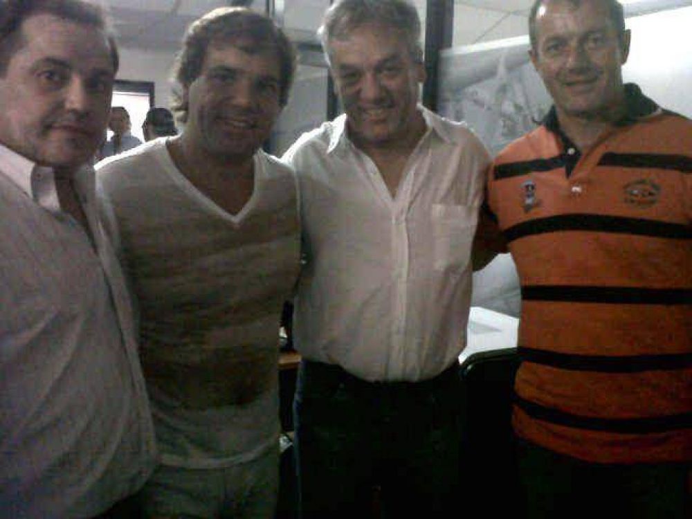 Vernistas, en el acto de Scioli en La Plata 