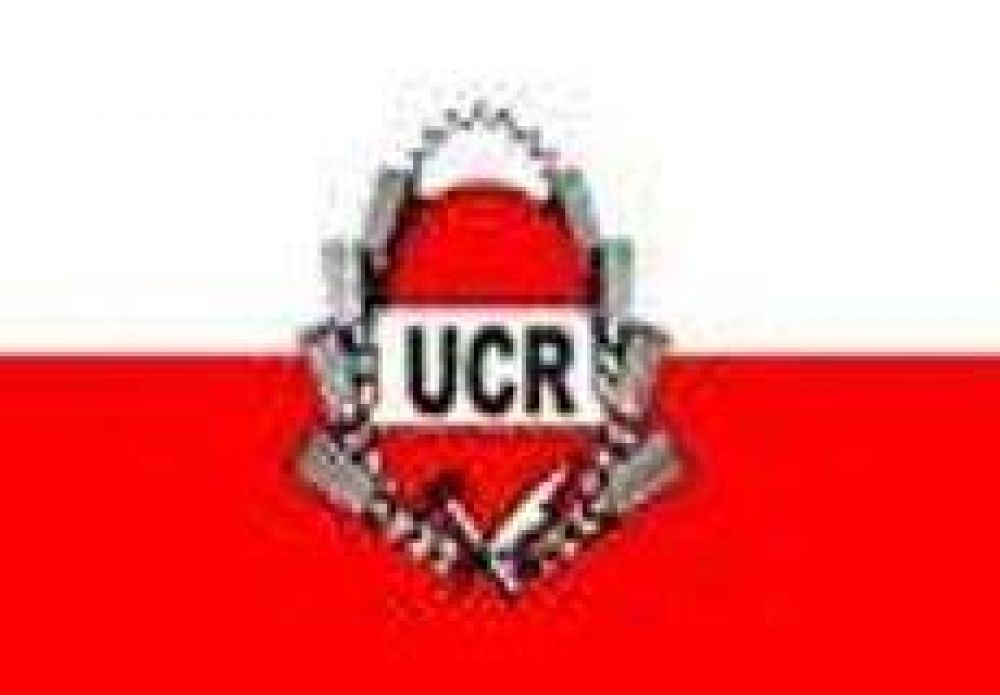 Se trunc� la presi�n de Arturo al comit� nacional de la Uni�n C�vica Radical.