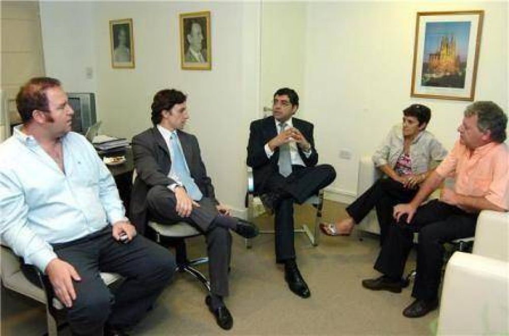 DURETTI RECIBIO AL PJ DE BRAGADO