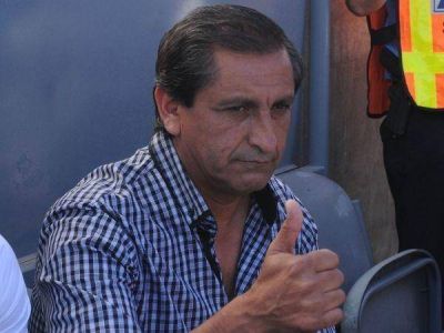 Ram�n D�az debe cerrar el primer refuerzo de River antes de Navidad