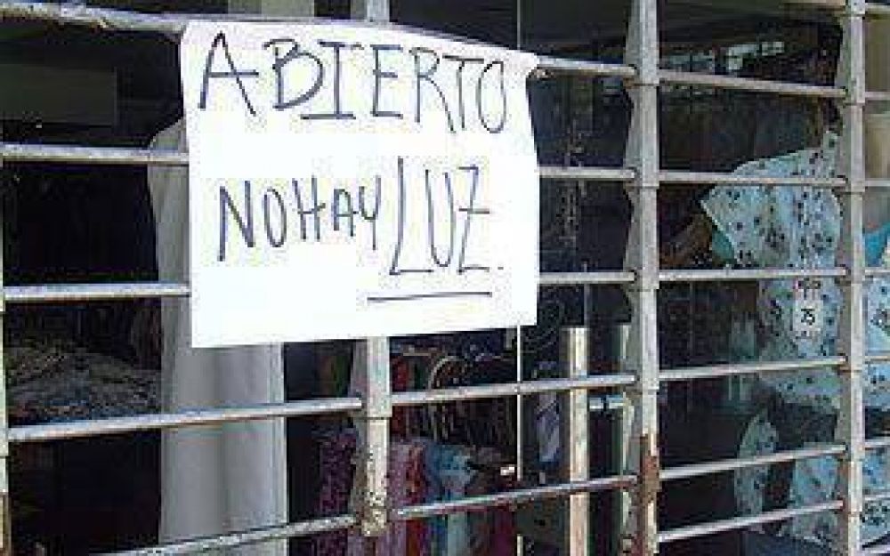 Contin�an los cortes de luz y piden la rescisi�n del contrato con Edesur