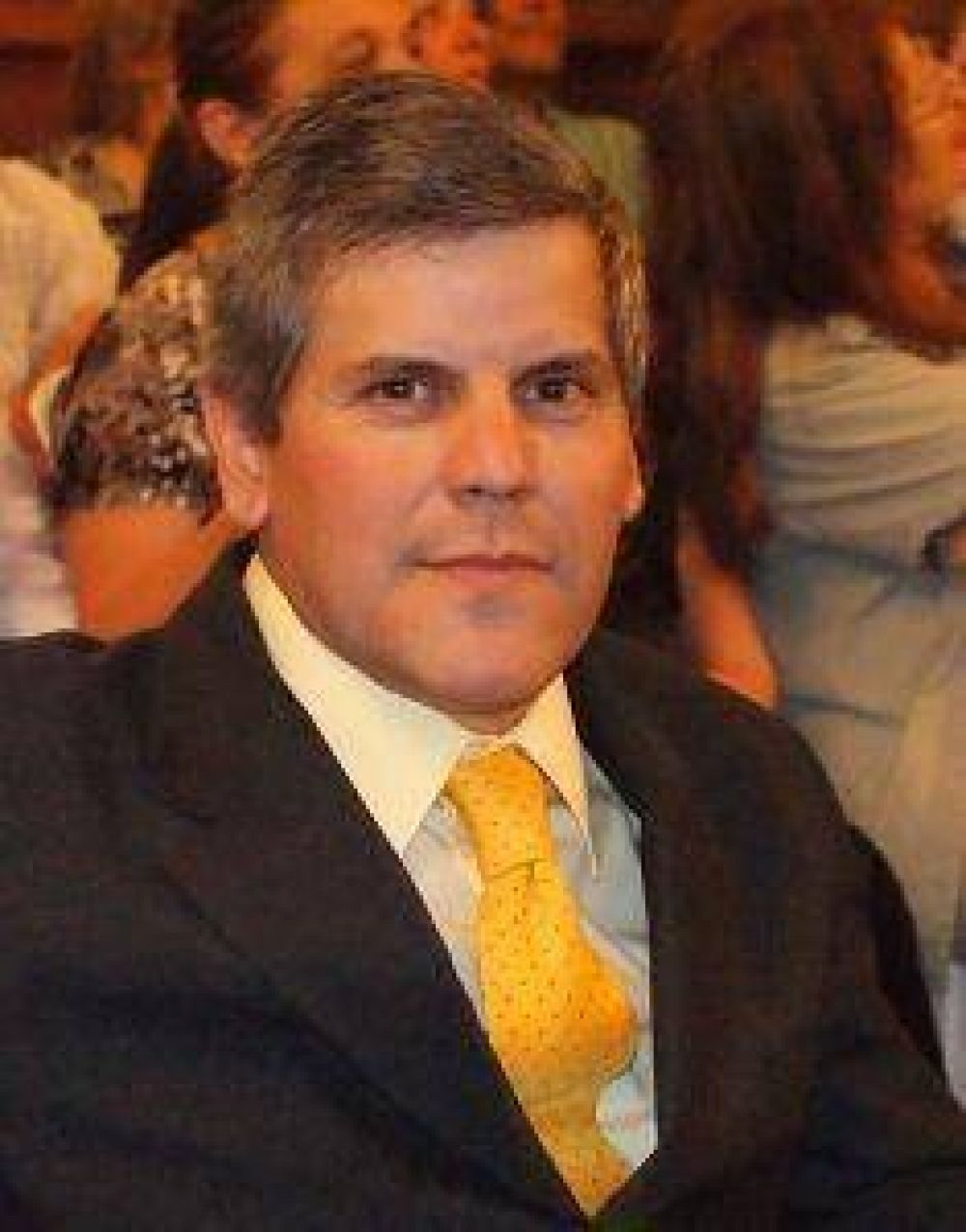�La empresa se lleva una fortuna sin arriesgar nada� 
