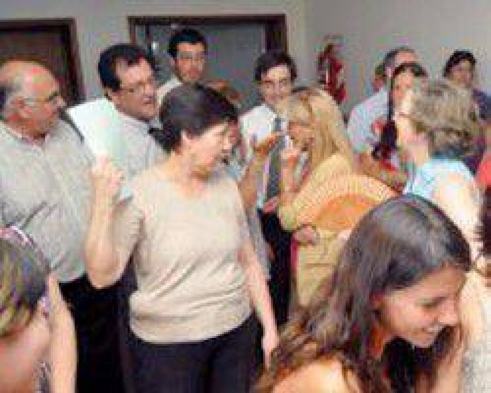 Por persecuci�n gremial, los judiciales agudizan el reclamo