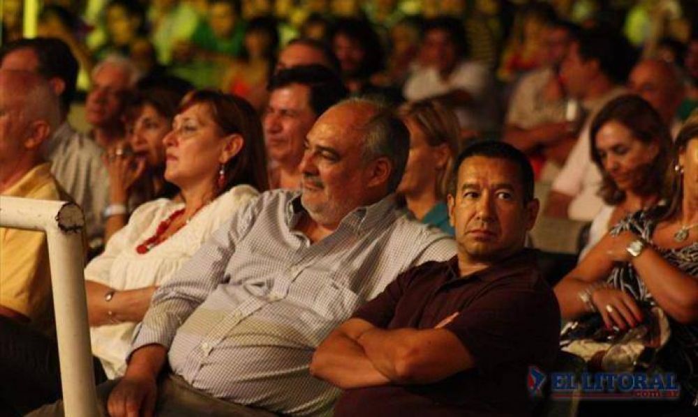 En el Gobierno ajustan fecha de vacaciones para una campa�a entre chamam� y carnaval