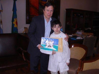Bah�a Blanca ya cuenta con bandera propia