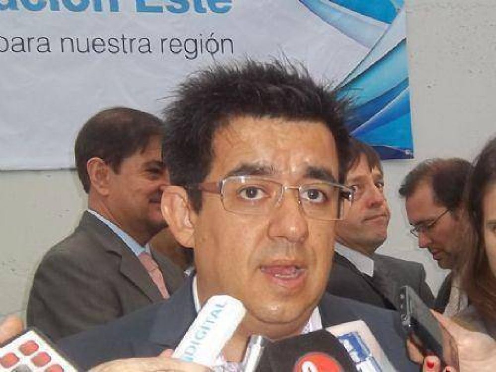 Arl�a, en la nueva obra de Edelap: �Vamos a ir recuperando el sistema el�ctrico de la regi�n capital�