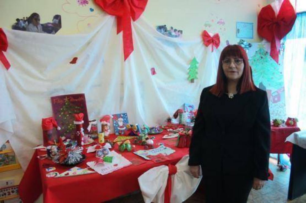 �Creatividad e ingenio son las caracter�sticas de la muestra navide�a�