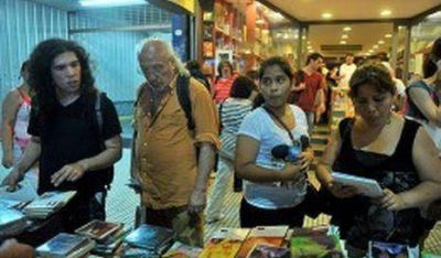 Se realiz� una nueva edici�n de la Noche de las Librer�as