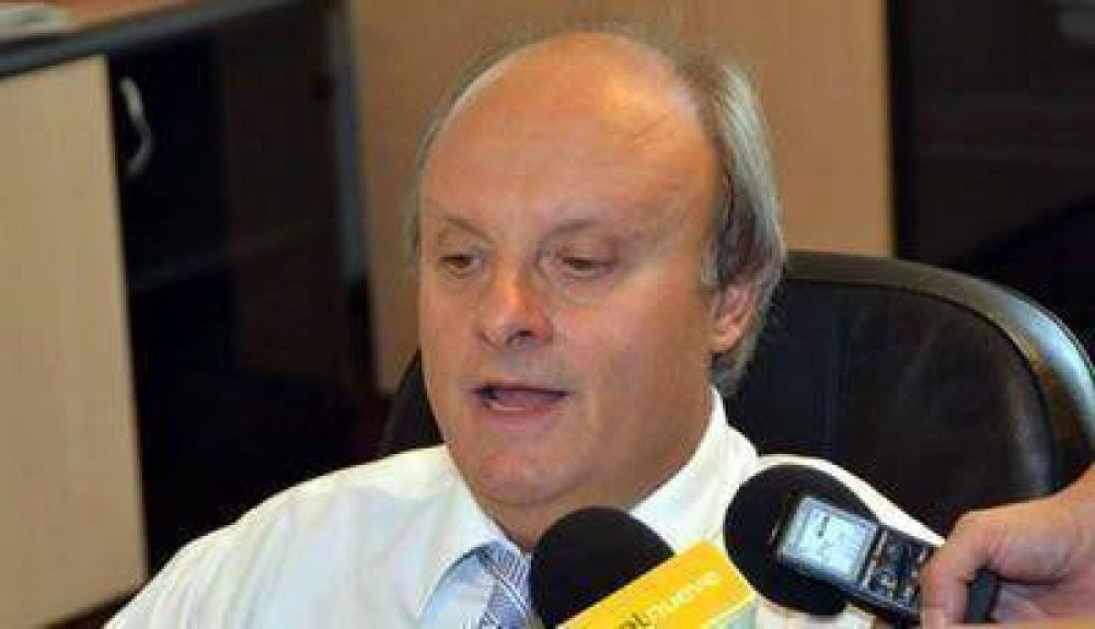 Di Pierro va a rendir cuentas de su primer a�o de gesti�n en publico