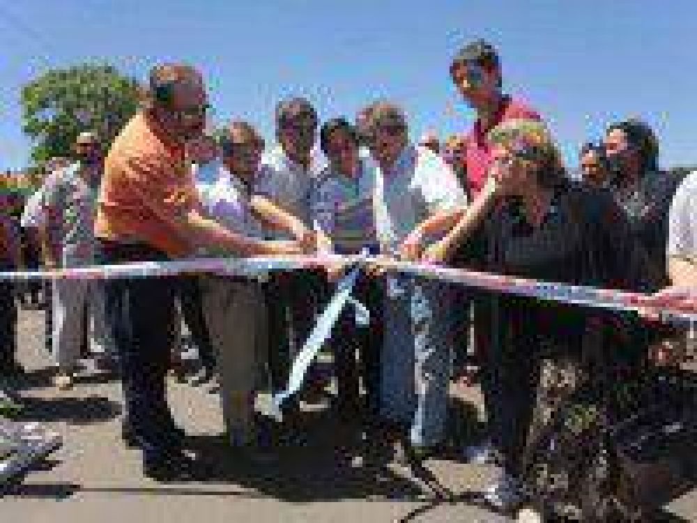 M�s asfalto para calles en Playa Chapadmalal
