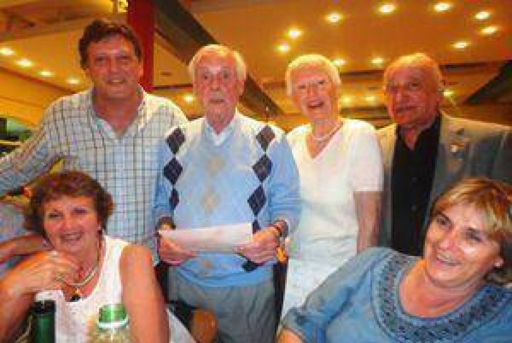 Ex Concejales se reunieron en una cena de camaradera y reconocieron a los ms antiguos