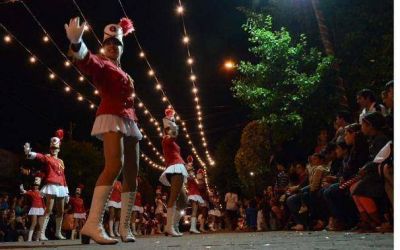 Olaz�bal, la calle de las luces, celebra sus 20 a�os