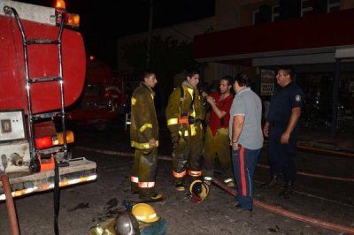 P�rdidas totales dej� incendio en una panaderia