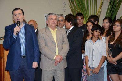Zamora: "Fue un honor estar con los deportistas santiague�os"