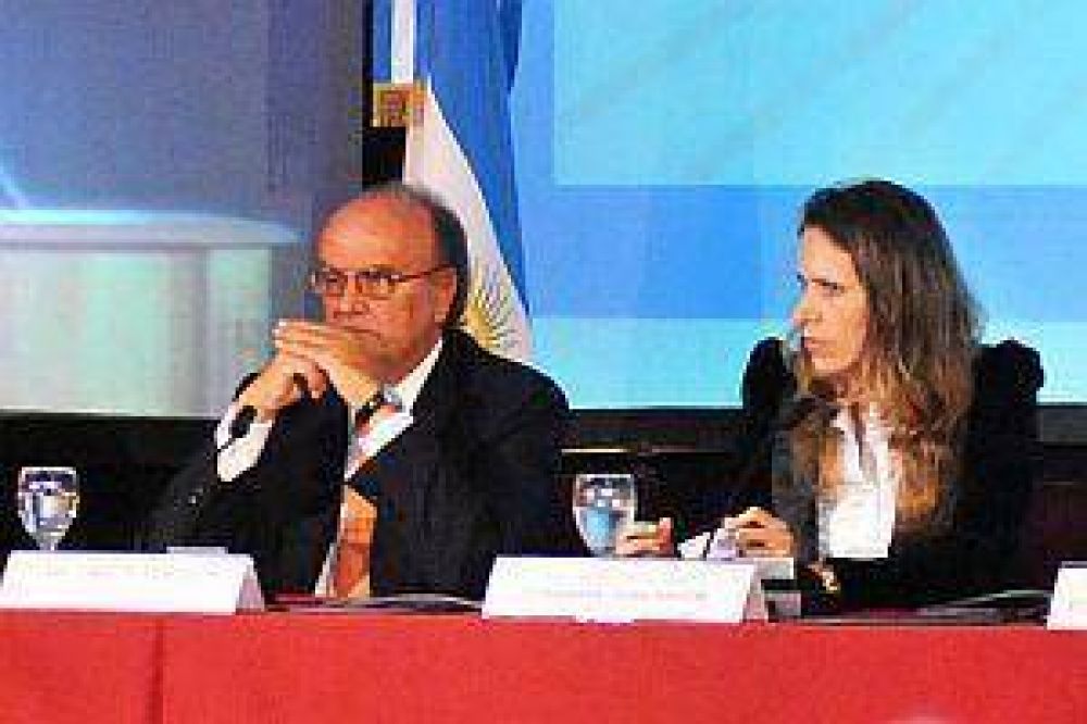 Una negociadora internacional sub40