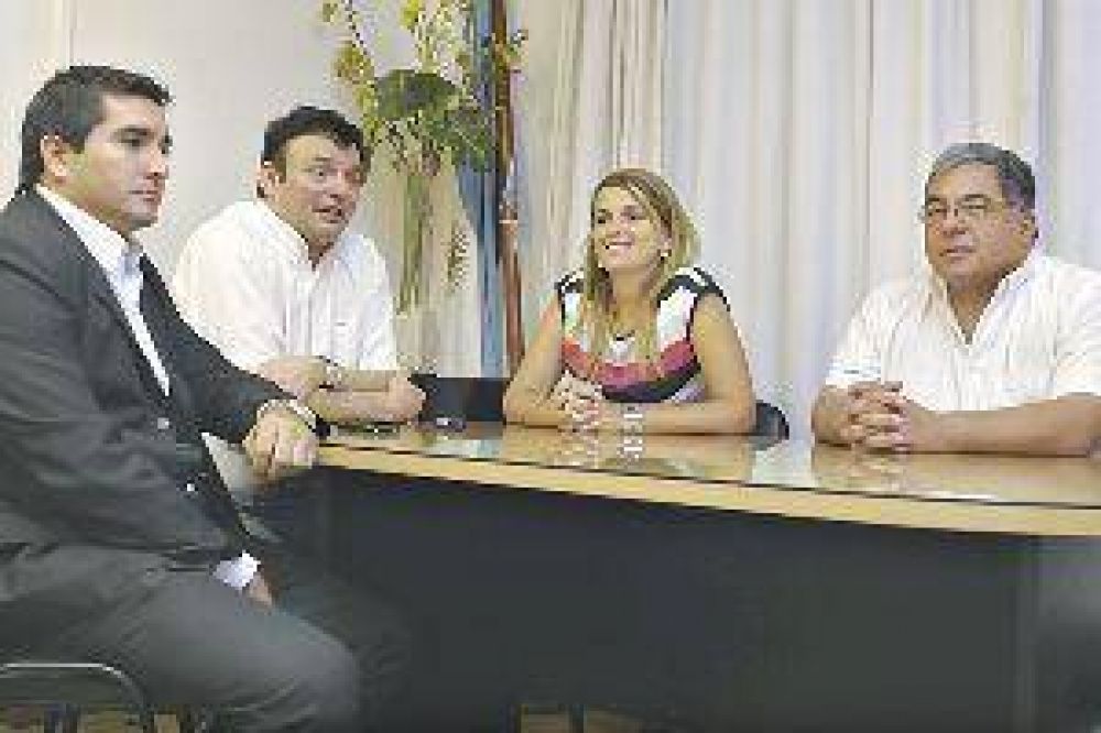 Conciencia y Acci�n Ciudadana cierra el 2012 con un anuario y la distinci�n "Changuito CyAC"