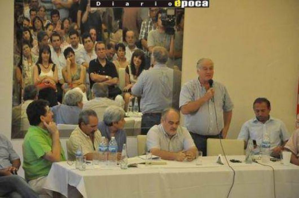 Flinta: �Nuestro objetivo debe ser retener el poder pol�tico�