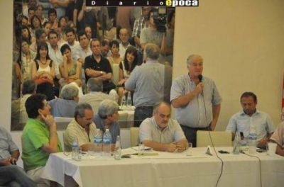 Flinta: �Nuestro objetivo debe ser retener el poder pol�tico�