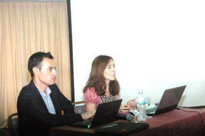 Mar�a Page present� estudio sobre competitividad electoral  En el Sal�n Cultural Preg�n 