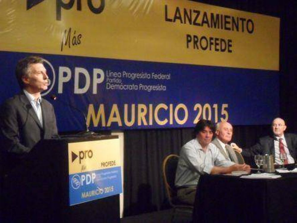 Moscariello pidi� �generar una estructura pol�tica� que sustente el proyecto �Macri 2015�