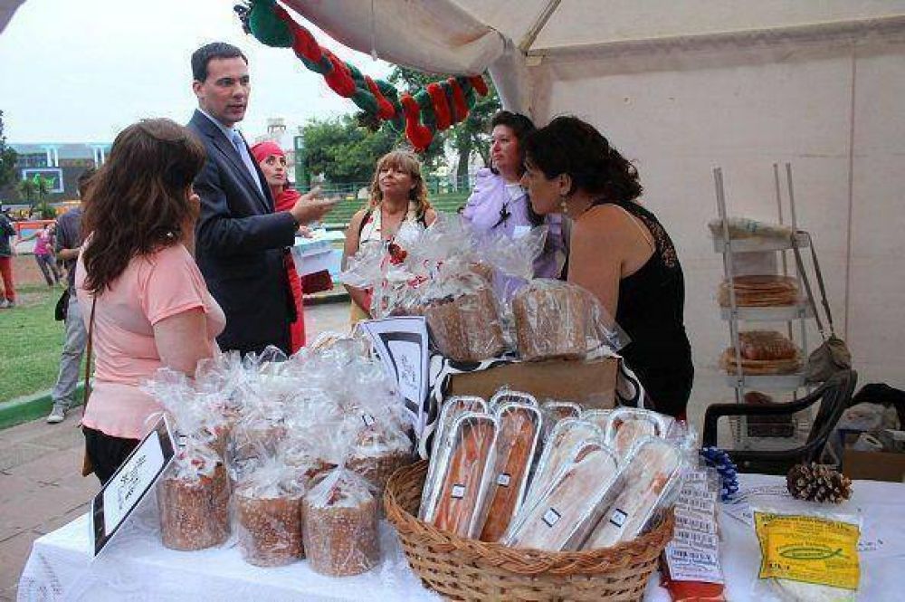 Avanzan los microemprendedores de Ituzaing� con una nueva herramienta