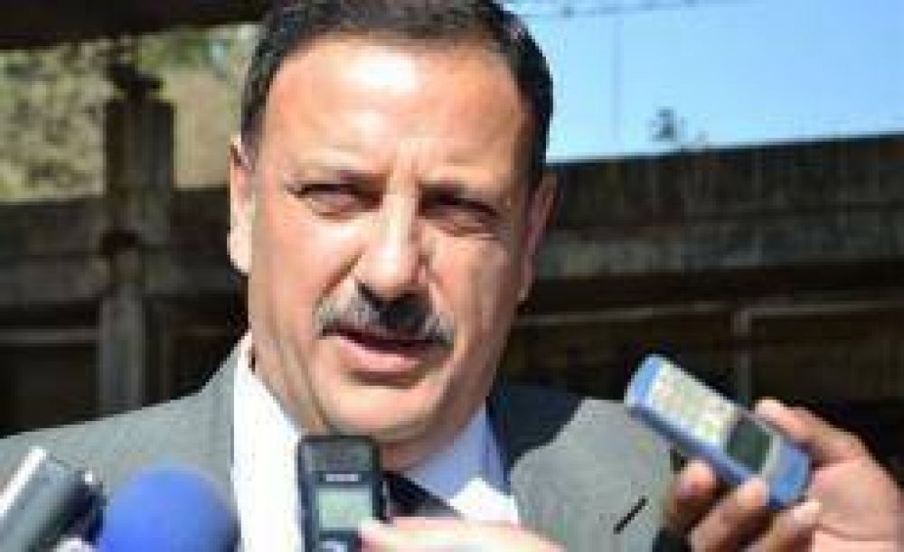 Quintela confirm� que la provincia le prest� plata al municipio