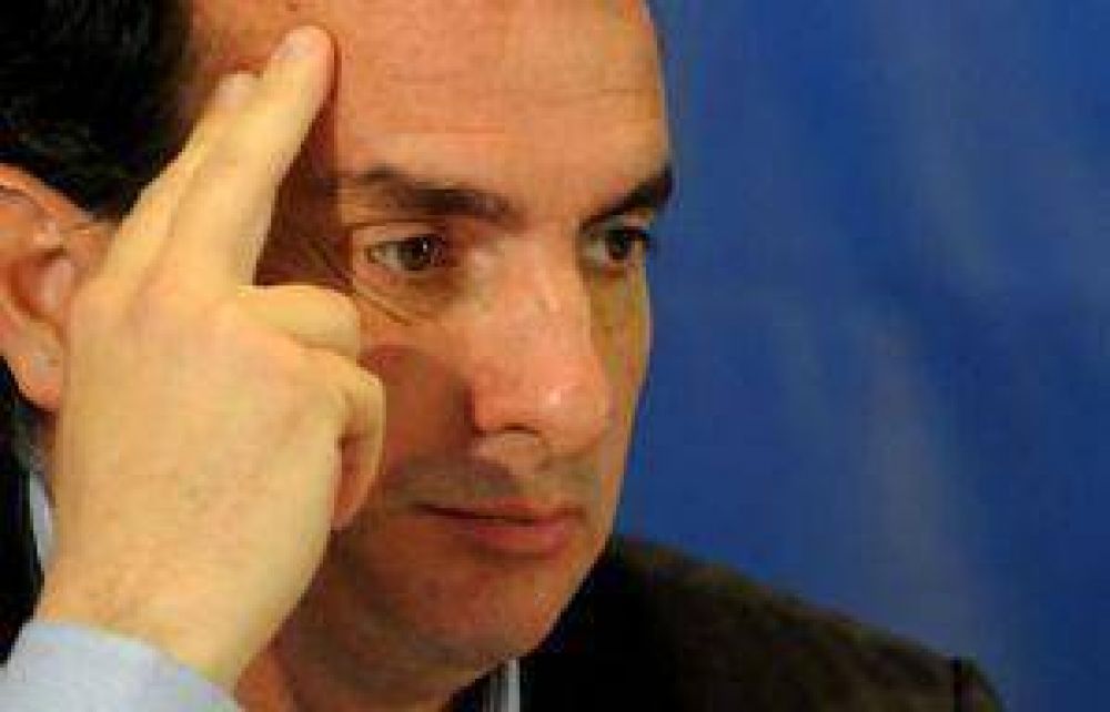 La provincia a�n no recibi� de la Naci�n las acciones de YPF