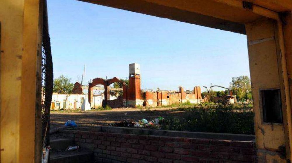 Capital planea un �Unimev� en la Sexta