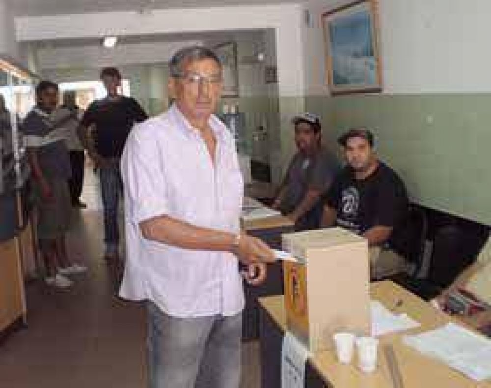 Hctor Villagra asume su sptimo mandato en la UOCRA