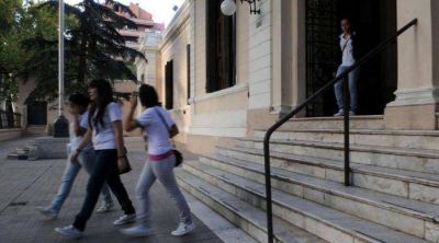 La secundaria empieza el 6 de febrero