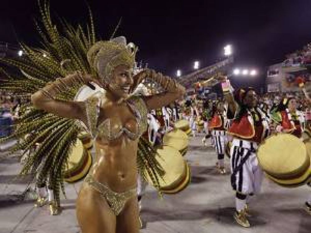 La provincia comienza a palpitar el pr�ximo Carnaval de R�o en San Luis