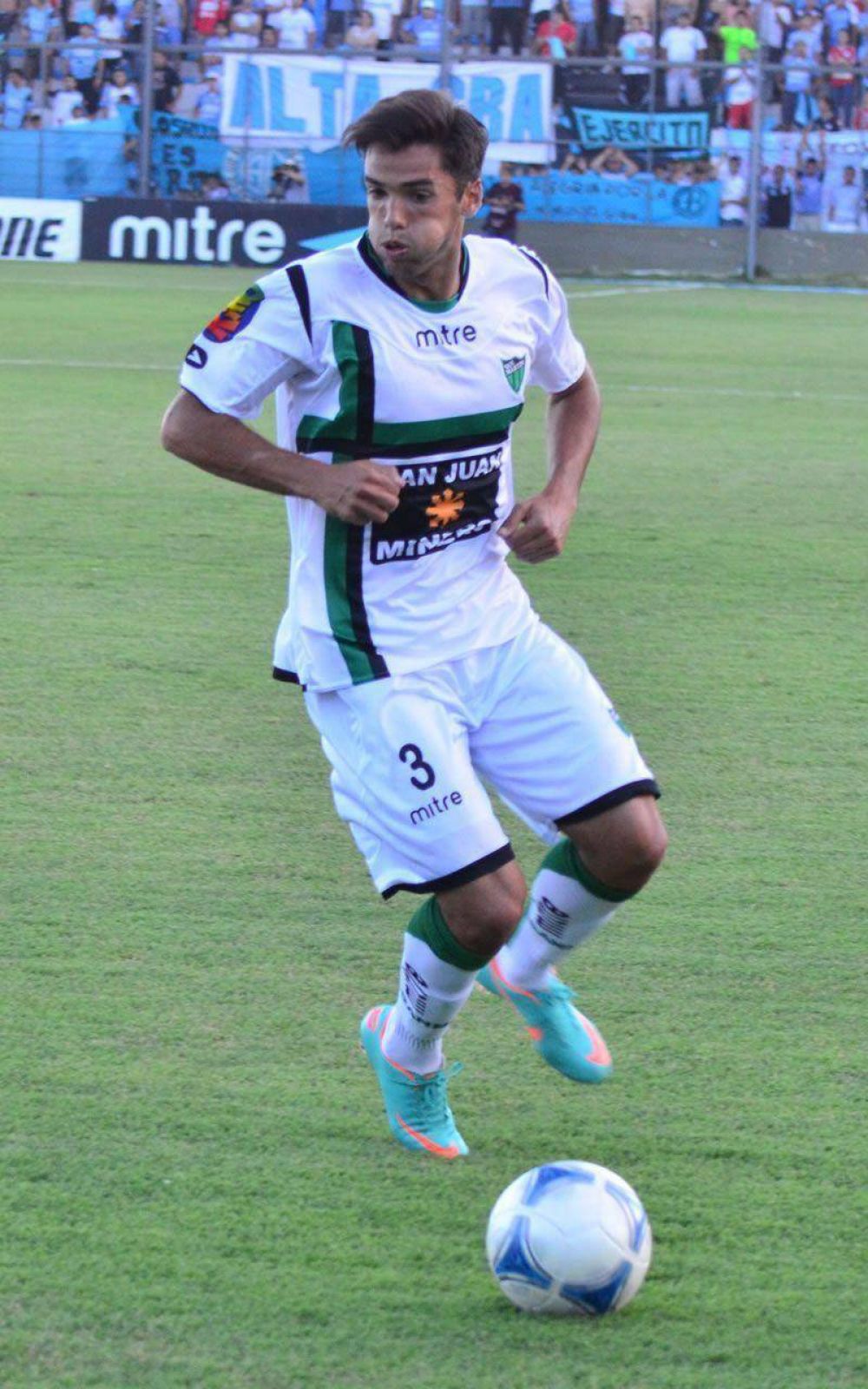 �Emmanuel M�s a Newell�s?