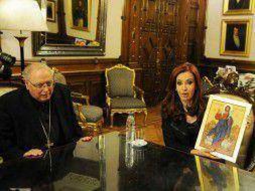 Cristina recibe a la c�pula de la Iglesia en Casa Rosada