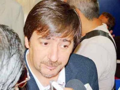 Gustavo Mart�nez con Cipolini por la usurpaci�n en el Ensanche Norte