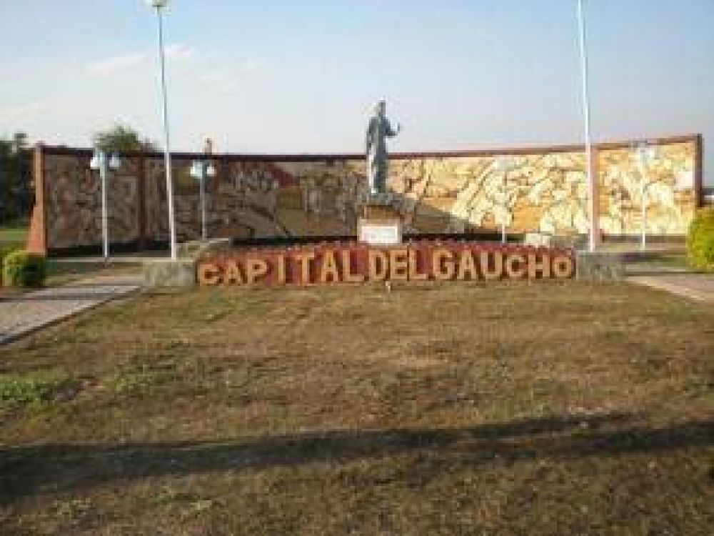 Un nueva FM, viviendas, un centro deportivo y un tramo del acueducto ser�n inagurados en Santa Sylvina
