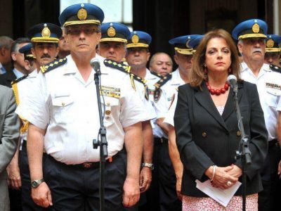 Asumi� el nuevo jefe de la Polic�a Federal, Rom�n Di Santo