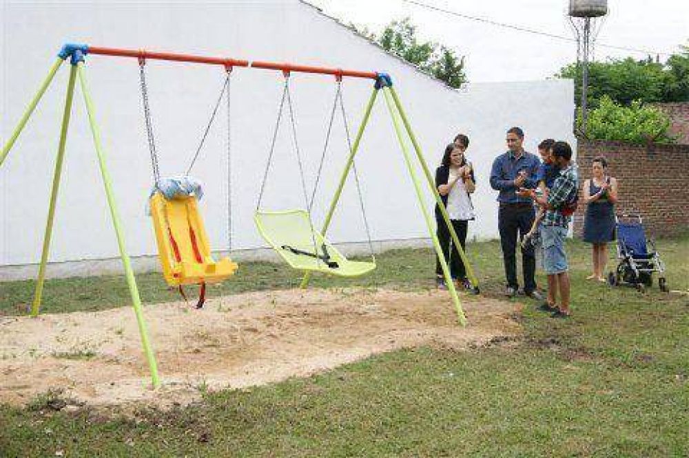 Se reinagur� la Plaza de la �Inclusi�n y el Cooperativismo�
