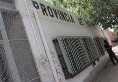 Hartazgo por robos en las puertas de la delegaci�n de Educaci�n 