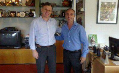 Retoman gestiones por pista de atletismo