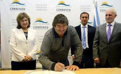 Transfieren fondos para aplicar la ley 2302