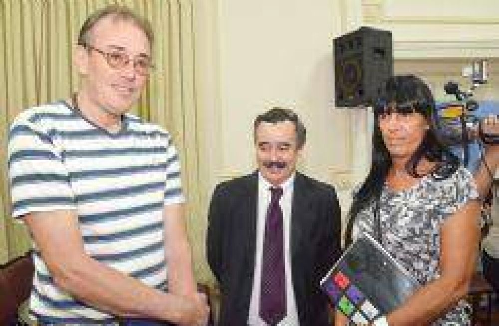 M�s control sanitario y de transporte en el Mercado