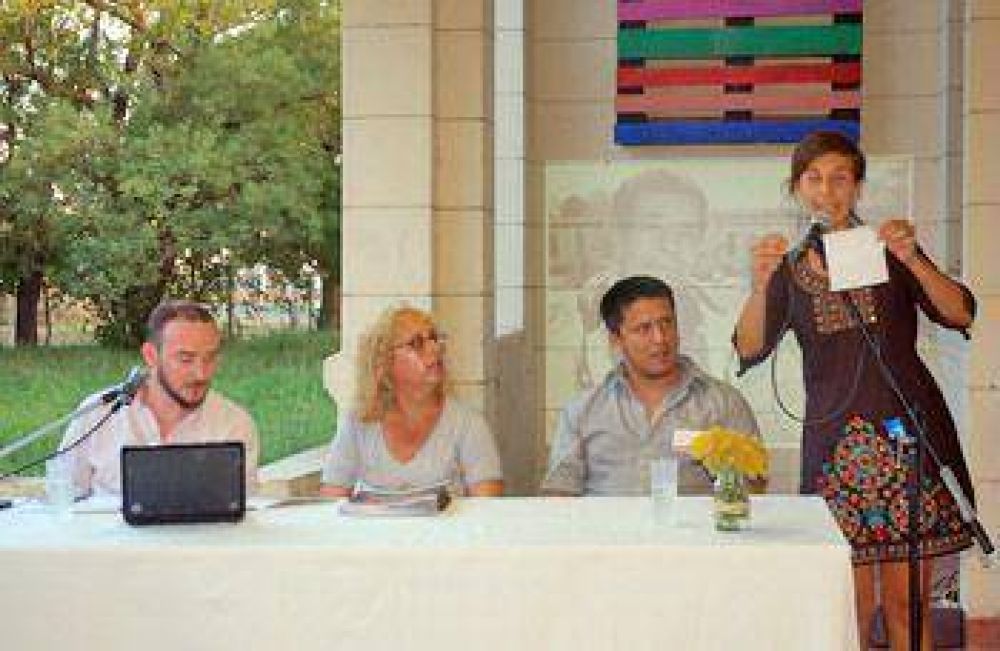 Presentaron �la cuerda�, una publicaci�n sobre temas de salud mental y sociedad